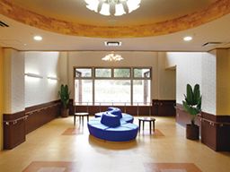 医療法人社団　秀仁会　介護老人保健施設　日の出さくら