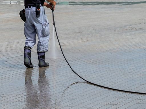 山八総業株式会社