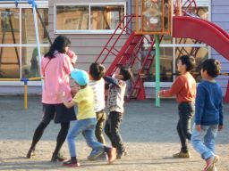 学校法人アゼリー学園　銀の鈴保育園／学童クラブアゼリーアカデミア千葉ニュータウン