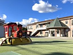学校法人アゼリー学園　銀の鈴保育園／学童クラブアゼリーアカデミア千葉ニュータウン