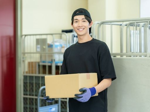 株式会社Crew Logistics