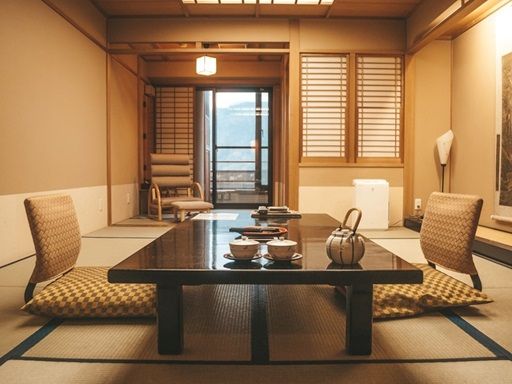 株式会社　鈴和