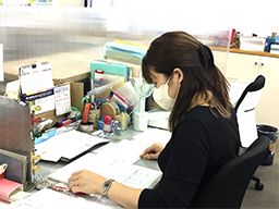 株式会社　丸和