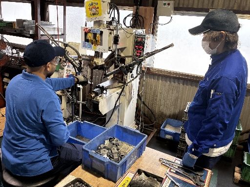 株式会社新栄工業