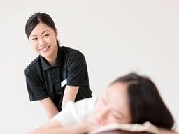 株式会社　りらく