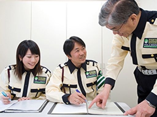 株式会社VOLLMONTセキュリティサービス　町田相模支社（駐車場）