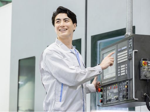 UTエージェント株式会社 つくばAU《JYUQ1C》